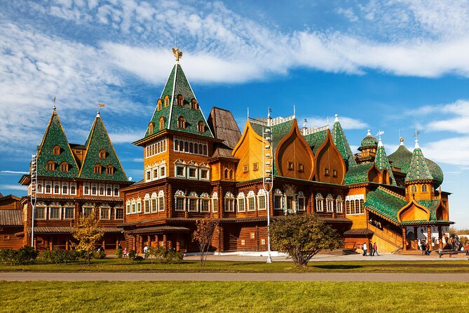 Cómo visitar Kolómenskoye en Moscú: Guía de la Iglesia de la Ascensión y el Palacio de Madera