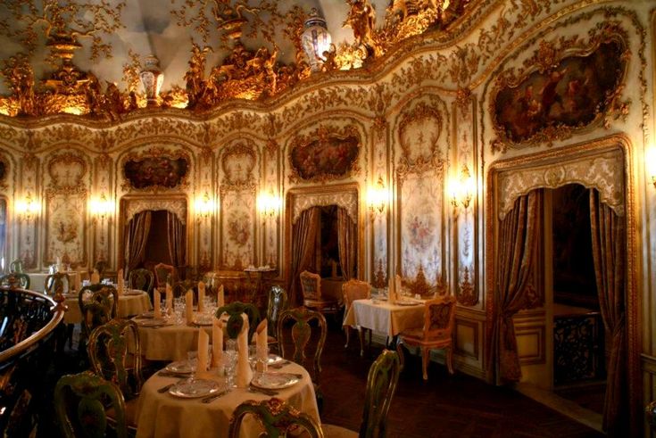 Turandot: Cenar en un Palacio de Fantasía Barroca en Moscú